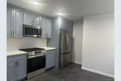 81 Carroll Street, Poughkeepsie, NY 12601 - Photo 5