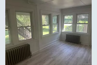 81 Carroll Street, Poughkeepsie, NY 12601 - Photo 11