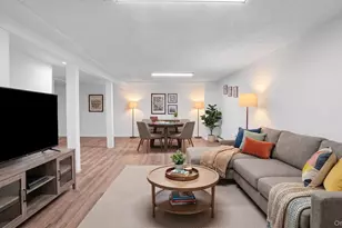91 Mohawk Ave, Deer Park, NY 11729 - Photo 15