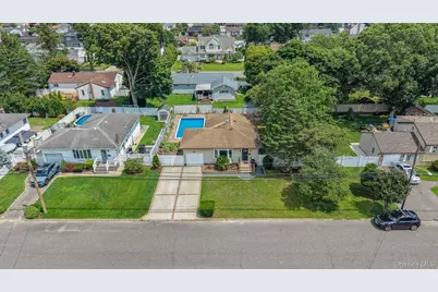 91 Mohawk Avenue, Deer Park, NY 11729 - Photo 25