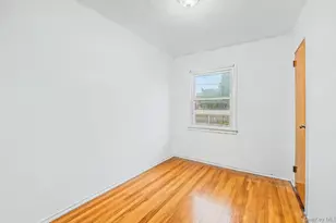 28 Greenvale Ln, Syosset, NY 11791 - Photo 7