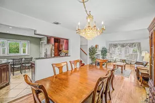 28 Greenvale Ln, Syosset, NY 11791 - Photo 11