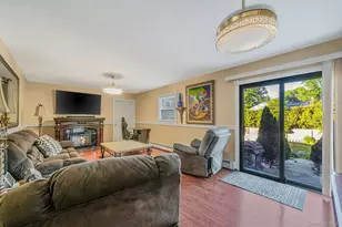 65 Avenue D, Farmingville, NY 11738 - Photo 9
