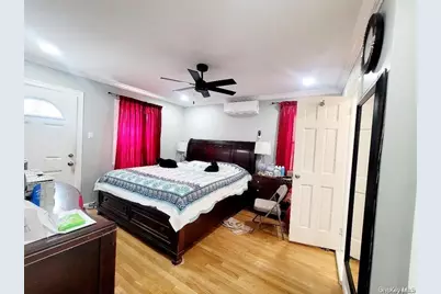 171-28 103rd Road, Jamaica, NY 11433 - Photo 9