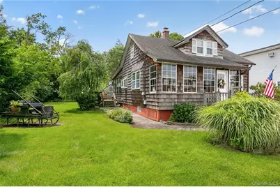42 Cedar Street, Islip, NY 11751 - Photo 3