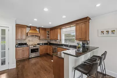 356 Marietta Avenue, Hawthorne, NY 10532 - Photo 15