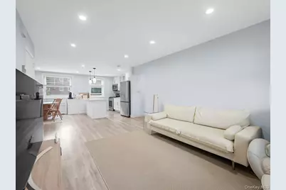 249-20 57 Avenue #262, Little Neck, NY 11362 - Photo 11