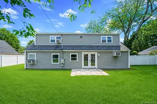 150 Serpentine Ln, Islandia, NY 11749 - Photo 23