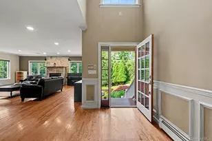 1800 Saw Mill River Rd, White Plains, NY 10607 - Photo 7