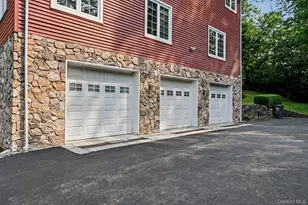 1800 Saw Mill River Rd, White Plains, NY 10607 - Photo 37