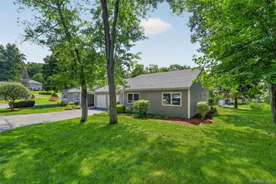 196 Long Hill Drive #B, Yorktown Heights, NY 10598 - Photo 3