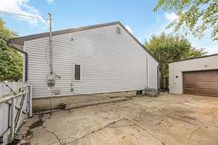 371 Grand Blvd, Deer Park, NY 11729 - Photo 21