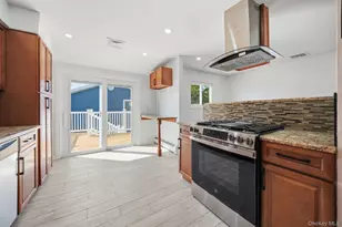 133 Meister Blvd, Freeport, NY 11520 - Photo 13