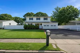 117 Selden Blvd, Centereach, NY 11720 - Photo 3