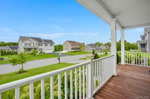 149 Stratford Dr, Poughkeepsie, NY 12603 - Photo 3