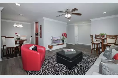 69 Adams Way #69, Sayville, NY 11782 - Photo 5