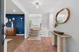 39 Marie Dr, Huntington, NY 11743 - Photo 3