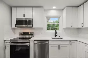 9 Barnes Dr, Wappingers Falls, NY 12590 - Photo 13