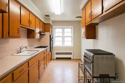107-45 100th Street, Ozone Park, NY 11417 - Photo 15
