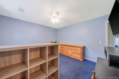 411 Robinson Avenue, Patchogue, NY 11772 - Photo 33