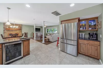 411 Robinson Avenue, Patchogue, NY 11772 - Photo 9