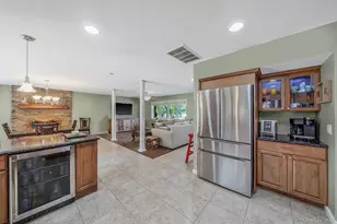 411 Robinson Ave, Patchogue, NY 11772 - Photo 9