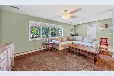 411 Robinson Avenue, Patchogue, NY 11772 - Photo 15