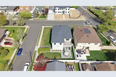 295 Dorchester Road, Garden City, NY 11530 - Photo 39