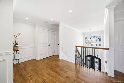 295 Dorchester Road, Garden City, NY 11530 - Photo 19