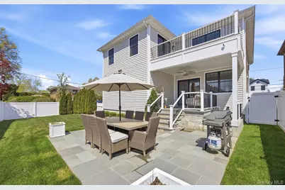 295 Dorchester Road, Garden City, NY 11530 - Photo 35