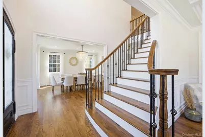 295 Dorchester Road, Garden City, NY 11530 - Photo 5