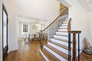 295 Dorchester Rd, Garden City, NY 11530 - Photo 5