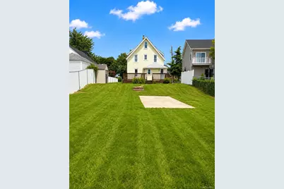 199 Terrell Avenue, Oceanside, NY 11572 - Photo 27