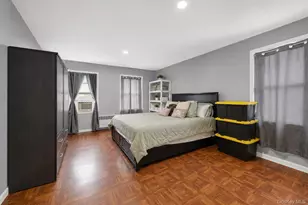 25 Putnam Ave, West Babylon, NY 11704 - Photo 11