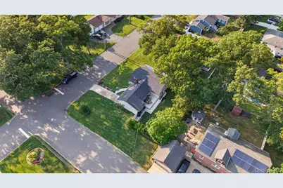 25 Putnam Avenue, West Babylon, NY 11704 - Photo 23