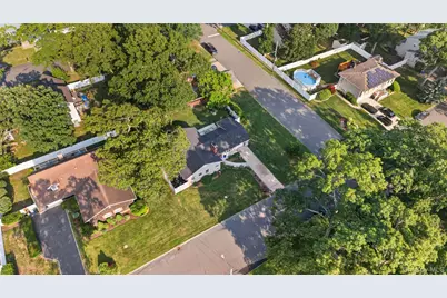 25 Putnam Avenue, West Babylon, NY 11704 - Photo 21