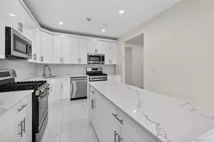 2 Bluefield Dr, Spring Valley, NY 10977 - Photo 5