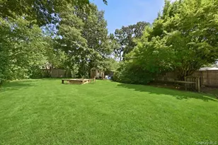 66 N Emerson Ave, Copiague, NY 11726 - Photo 23