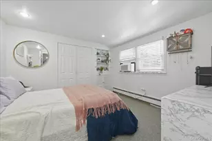 66 N Emerson Ave, Copiague, NY 11726 - Photo 17