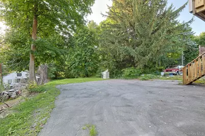 33 Fitchett Street, Poughkeepsie, NY 12601 - Photo 25