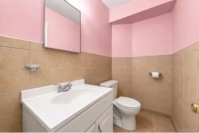 29 Tappen Court, New York, NY 10304 - Photo 13