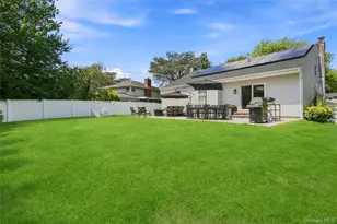 14 Elder Dr, Commack, NY 11725 - Photo 35