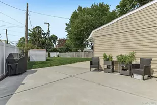 170 Tardy Ln S, Wantagh, NY 11793 - Photo 29