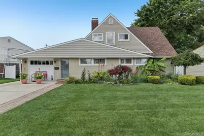 170 Tardy Lane S, Wantagh, NY 11793 - Photo 1