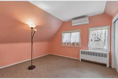 170 Tardy Lane S, Wantagh, NY 11793 - Photo 43