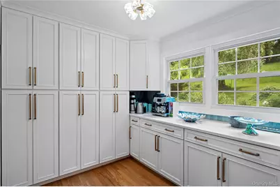 1108 Post Road, Scarsdale, NY 10583 - Photo 17