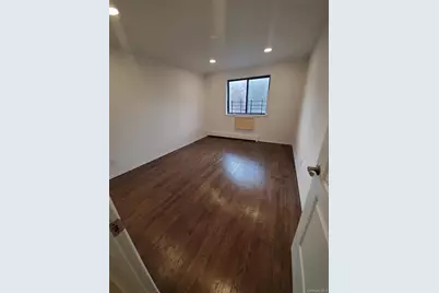 81-18 138th Street #3, Jamaica, NY 11435 - Photo 9