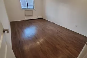 81-18 138th St, Jamaica, NY 11435 - Photo 11