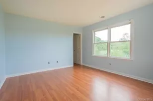 300 S Snedecor Ave, Bayport, NY 11705 - Photo 21