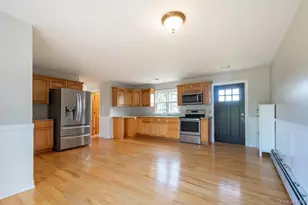 300 S Snedecor Ave, Bayport, NY 11705 - Photo 7